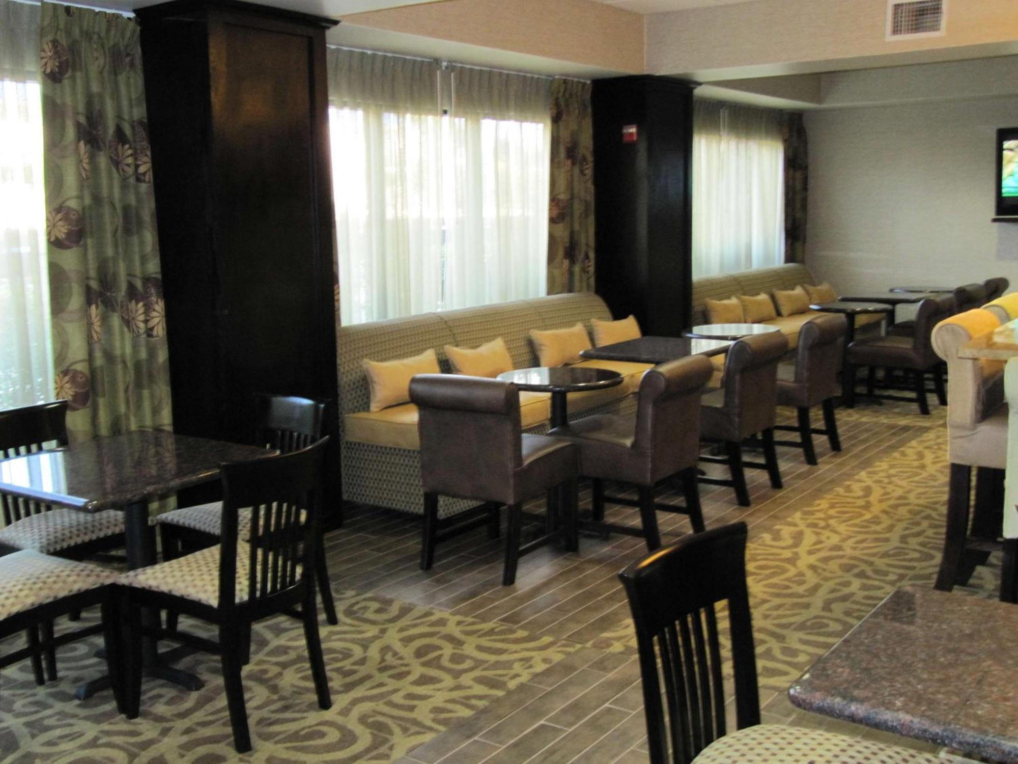 Hampton Inn Lindale/Tyler Buitenkant foto